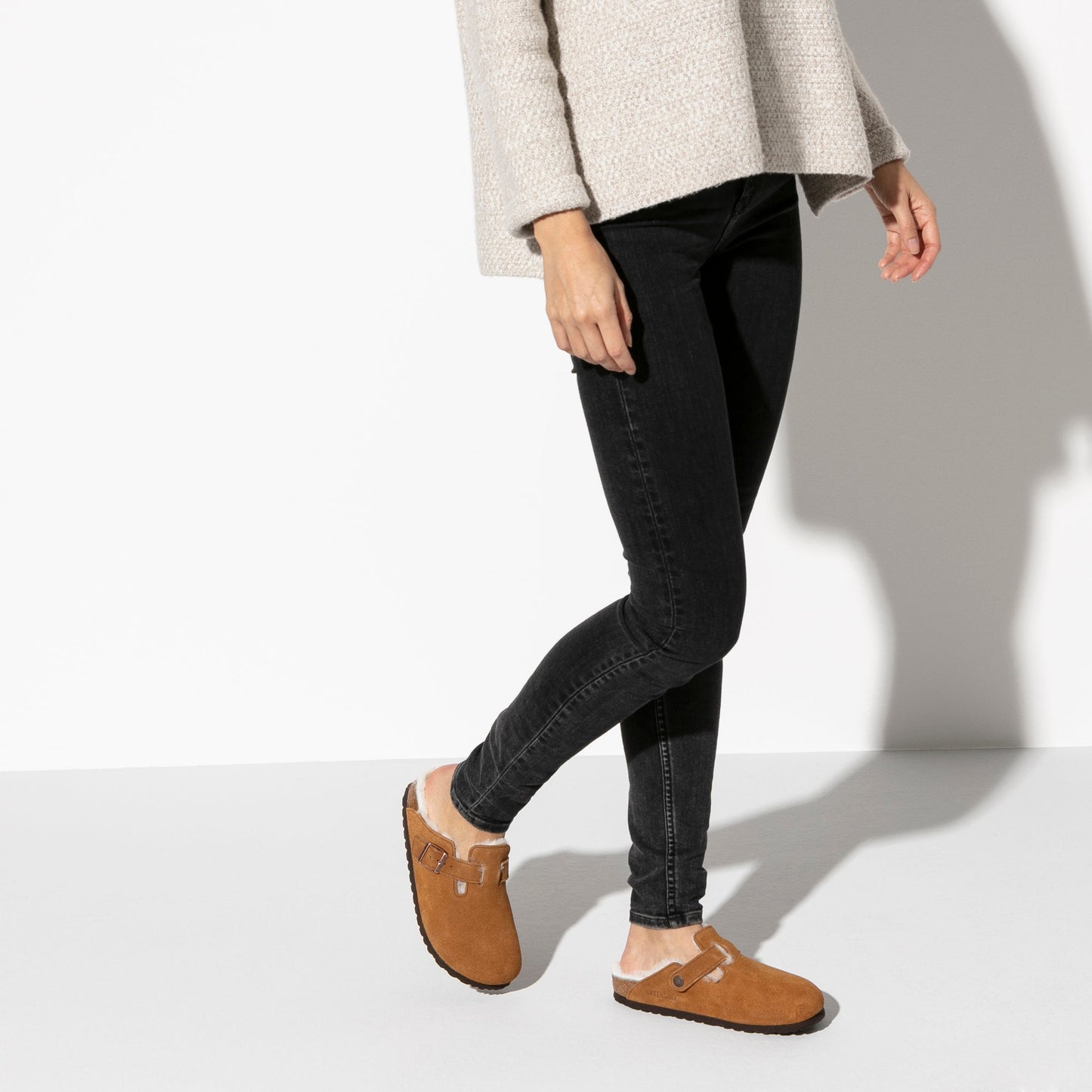 Suede Leather/Shearling in Mink