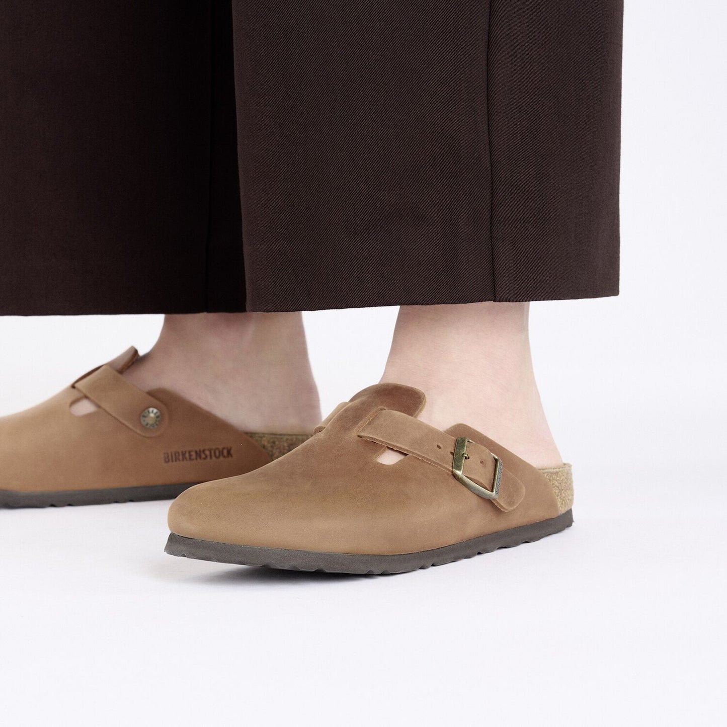 Oiled Leather in Cognac