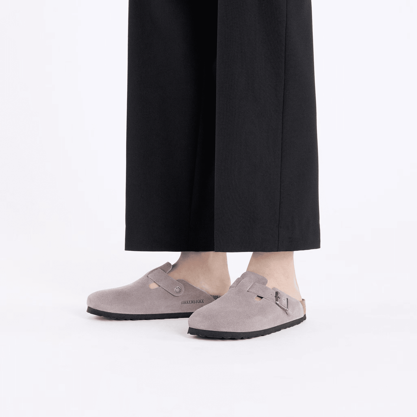 Suede Leather in Faded Purple (Soft Footbed)