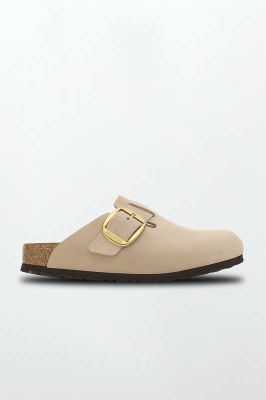 Big Buckle Nubuck Leather in Sandcastle